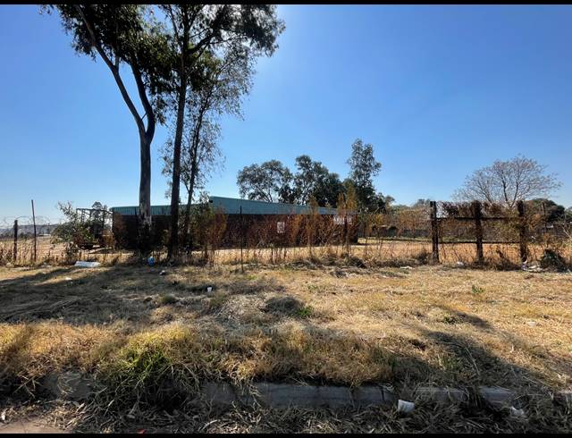 2,700M² INDUSTRIAL YARD FOR SALE IN NEW MODDER